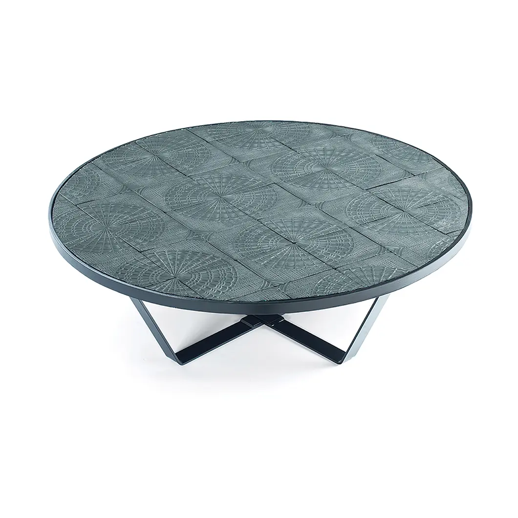 CALDAS round center table - Mambo Unlimited Ideas