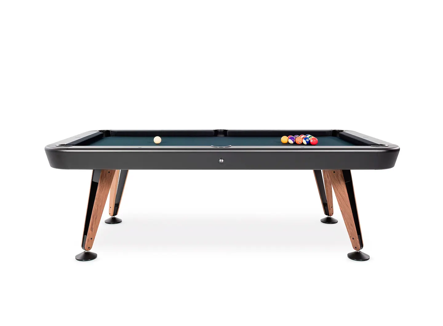 RS Barcelona Diagonal pool table for indoor and outdoor use