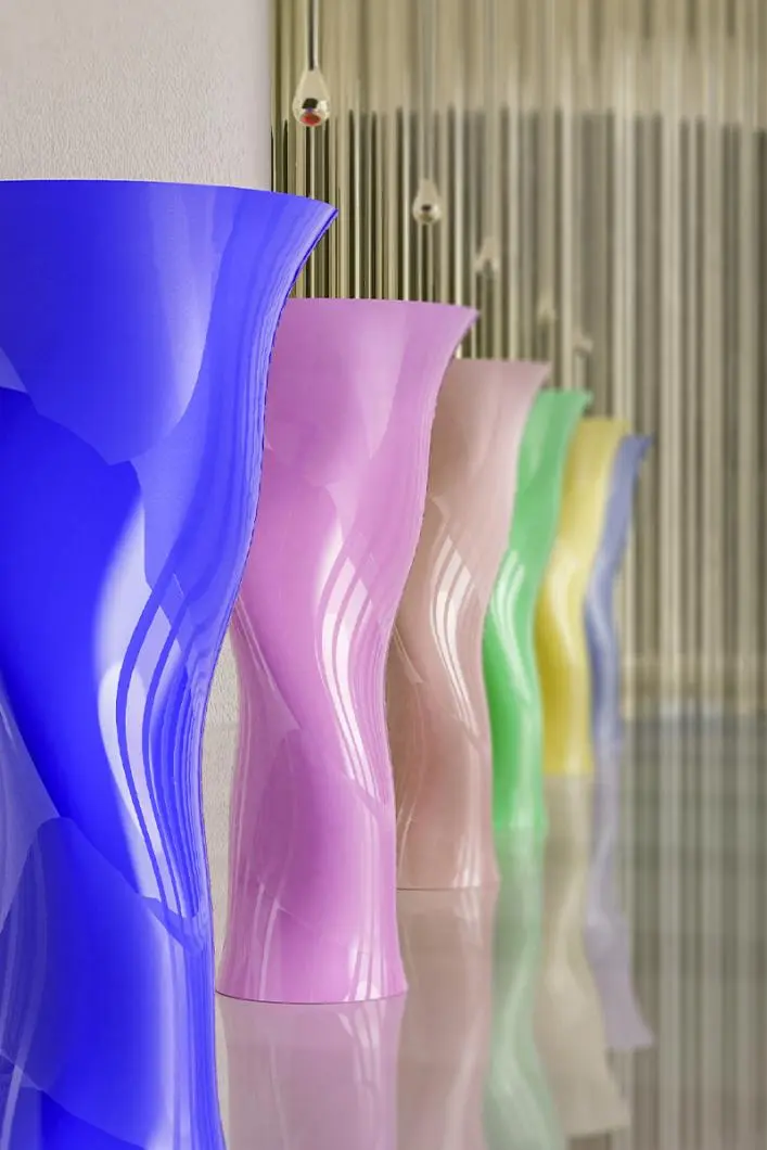 DAME HAUTE COUTURE GLASS DESIGN