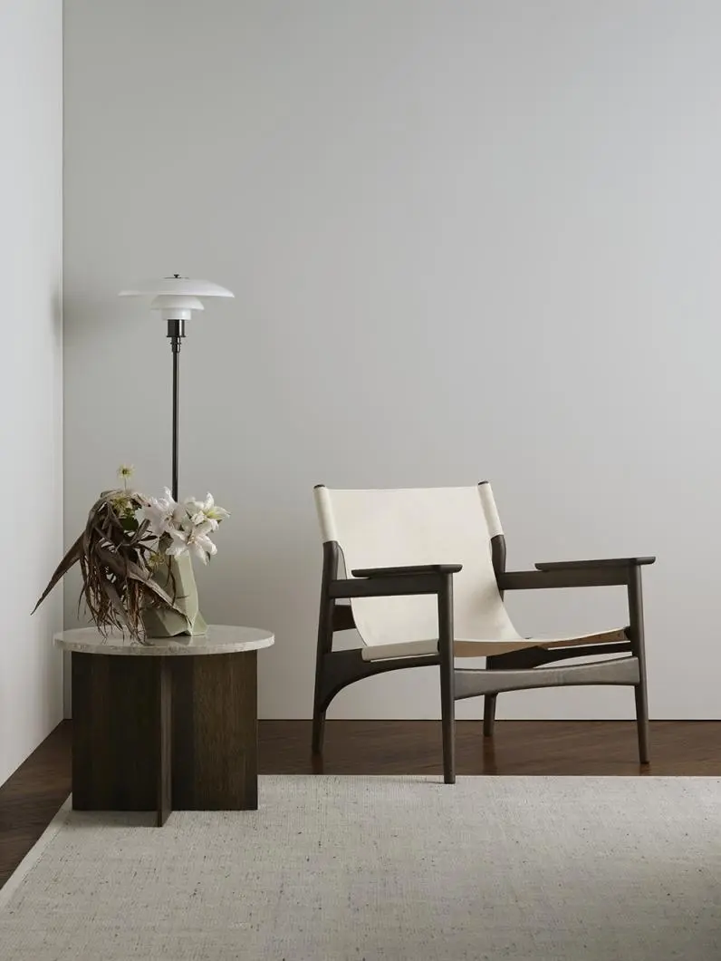 Karimoku Furniture_AXIS