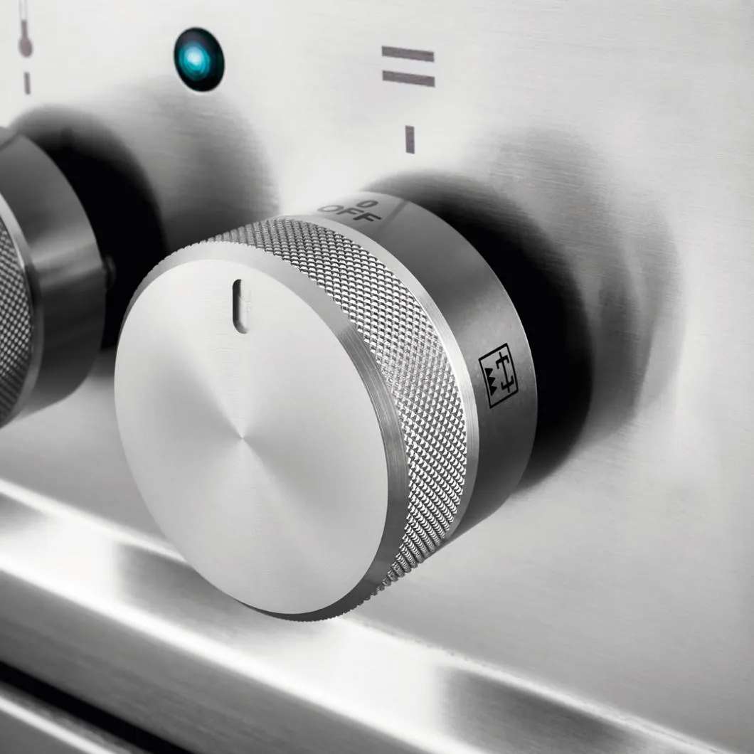 Professional Plus stainless steel range cooker knob detail