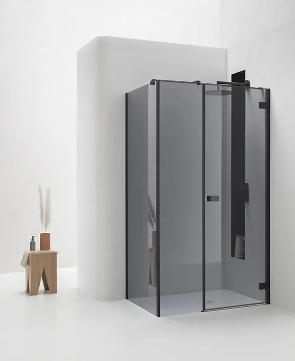 A180 is the frameless shower screen with a height of 210 cm and a glass thickness of 8mm