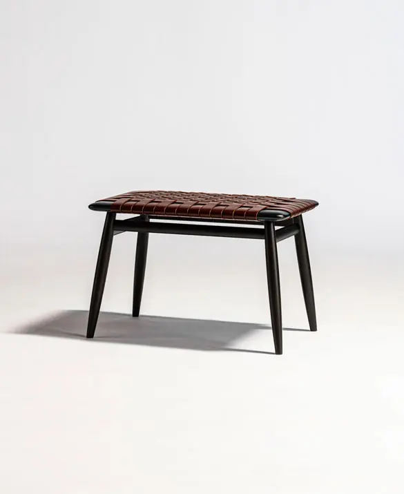 MO BRIDGE STOOL_01_IMAGE