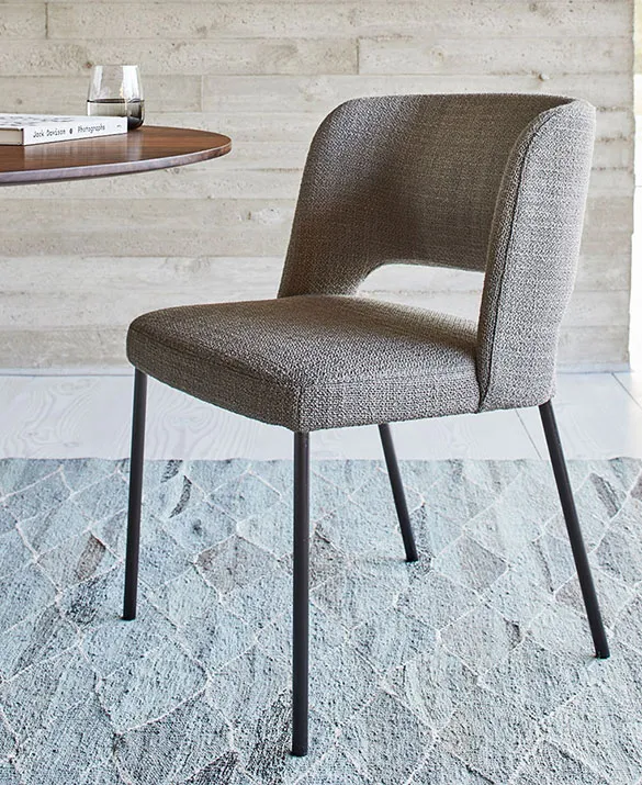 HARRi chair designed by Peter Fehrentz for more
