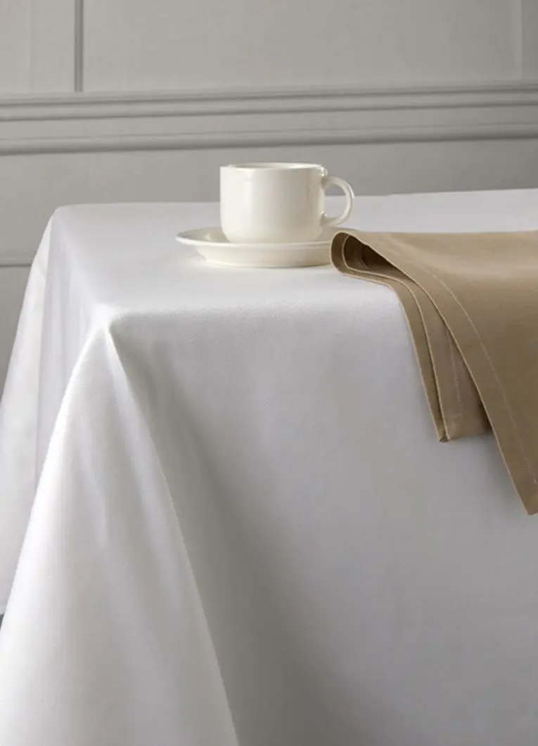 La Suite table cloth set