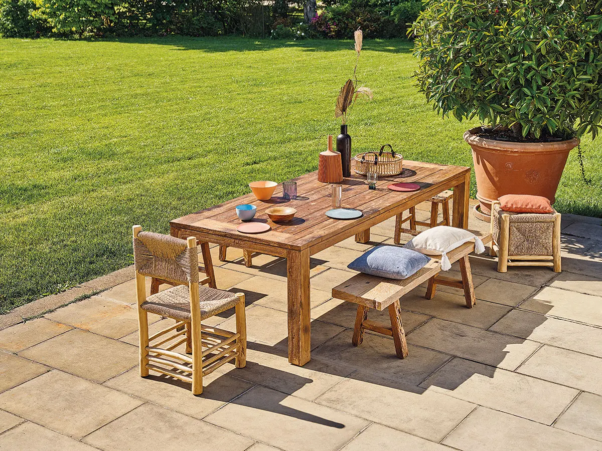 DINING TABLE WALL04E8