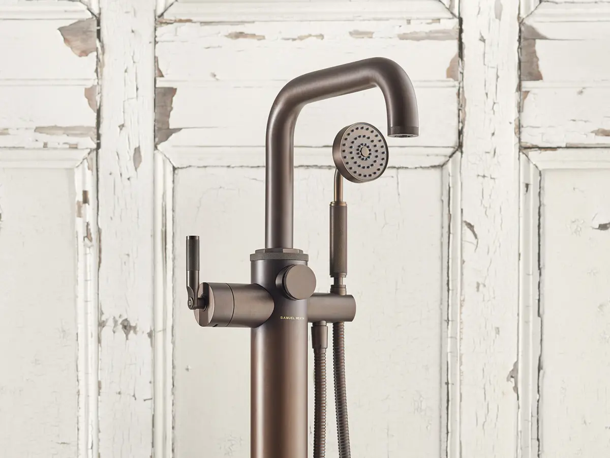 Landmark Industrial single lever bath & shower mixer in City Bronze (V7K36LK-CTB)