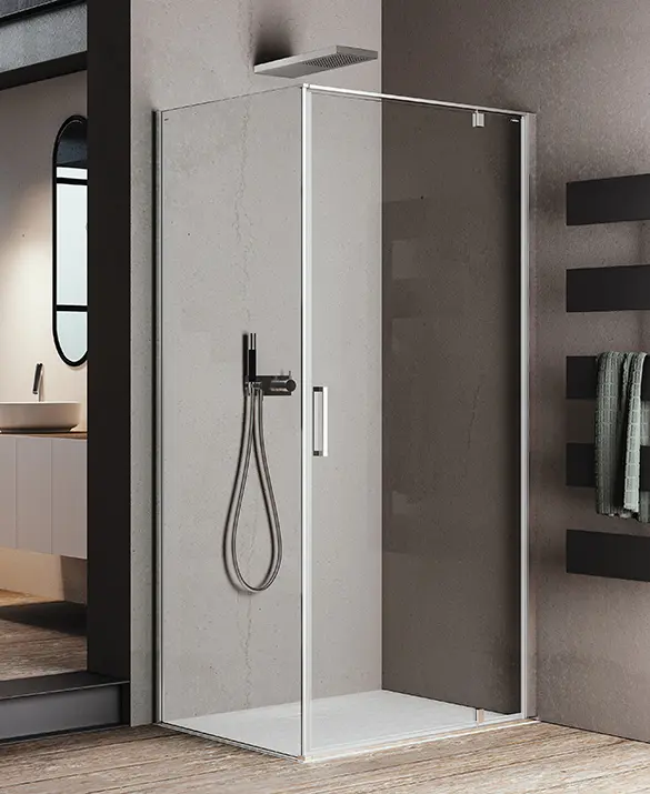 Box doccia ad angolo con porta pivotante