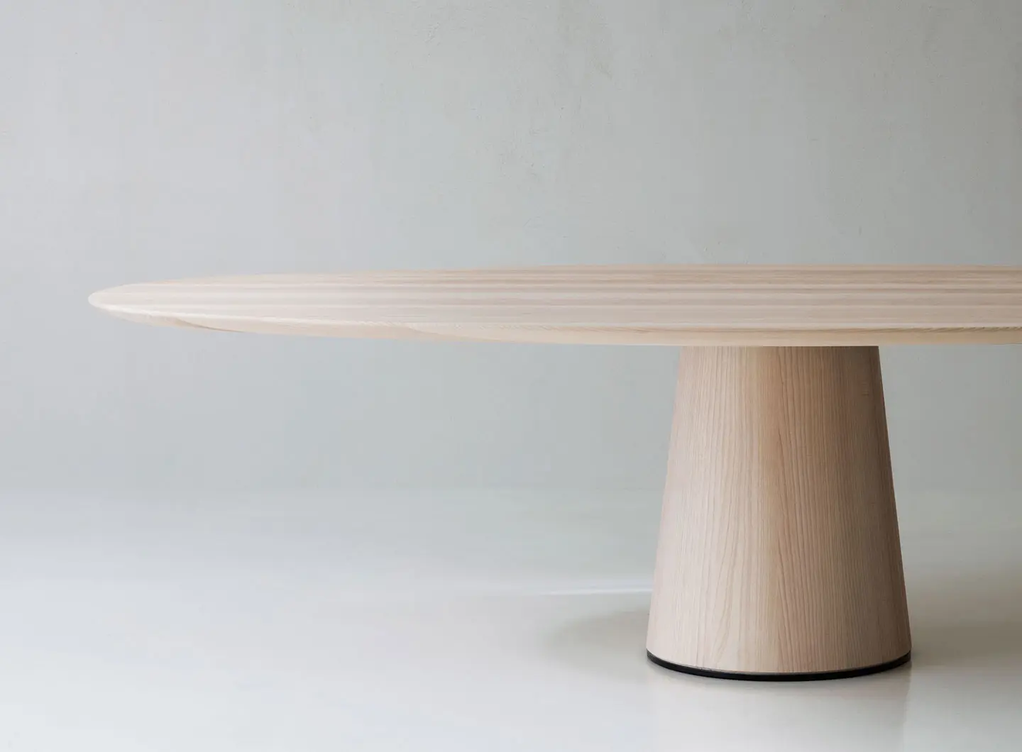 Porro_Materic design Piero Lissoni