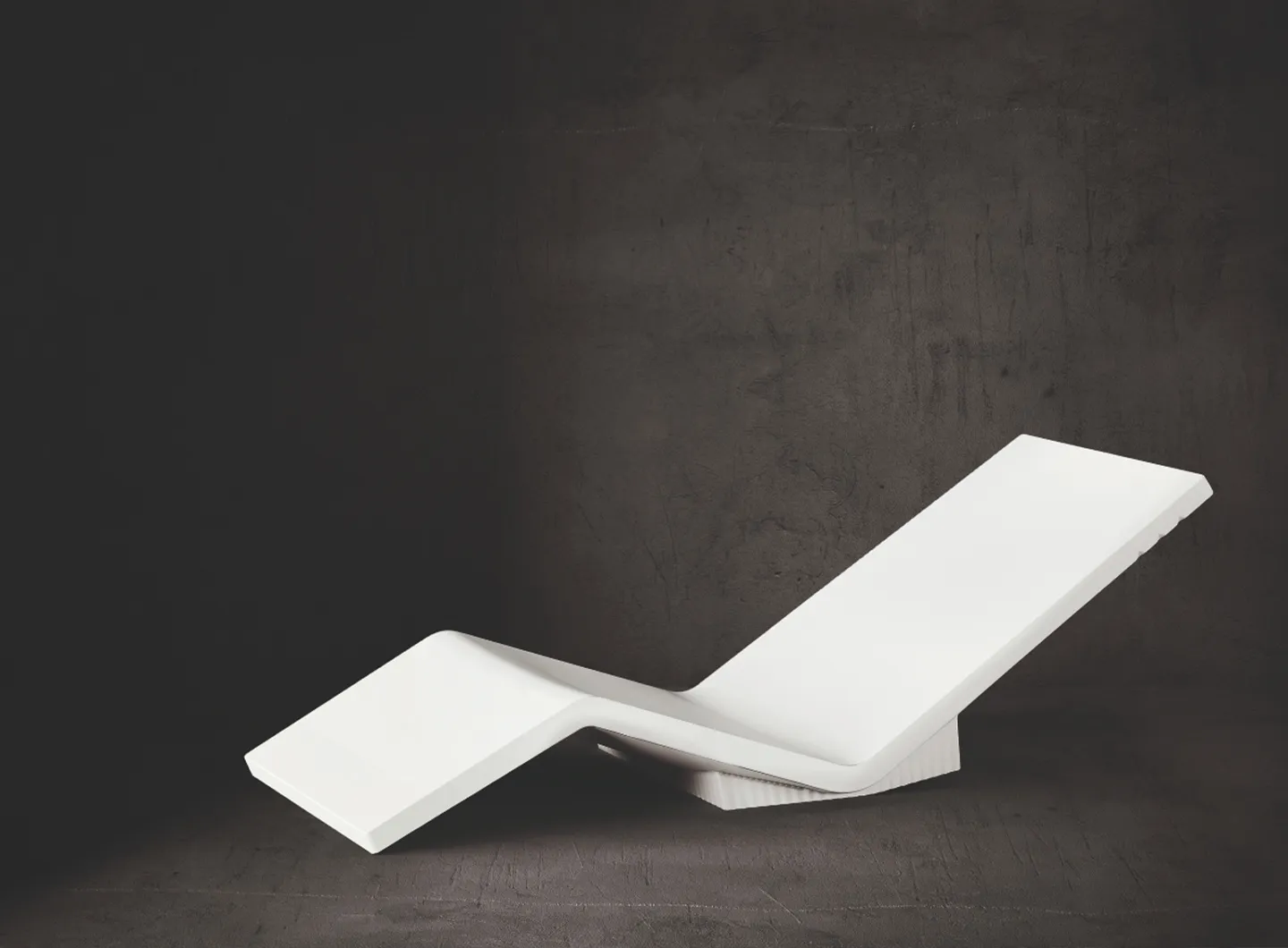 GAL_JANUS-et-Cie_chaise-lounge-Cascata-Fixed_salone-milano