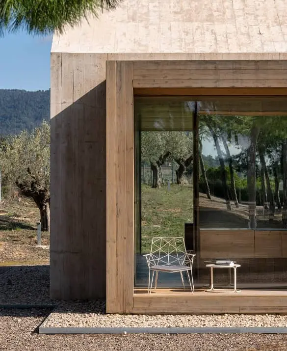 Mitjorn reading designed by Ramón Esteve for iSiMAR