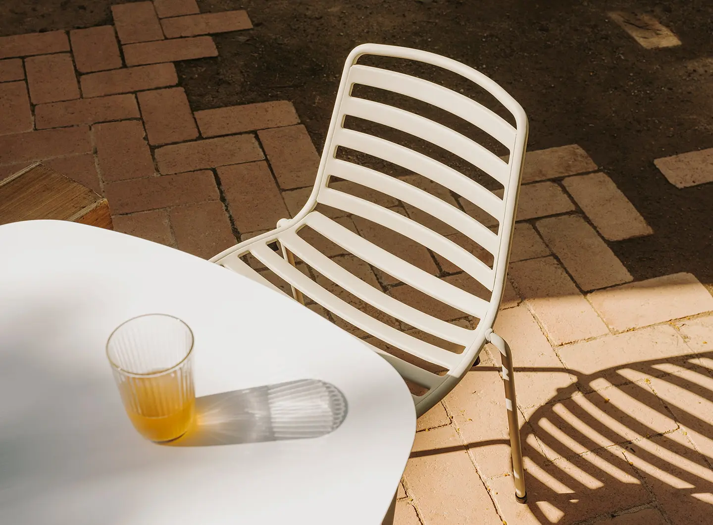 Enea - Street chair