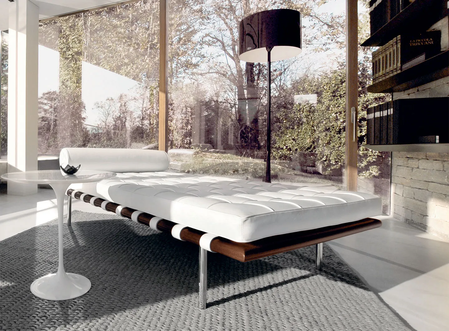 Barcelona® Couch by Ludwig Mies van der Rohe, Ph. Ezio Prandini
