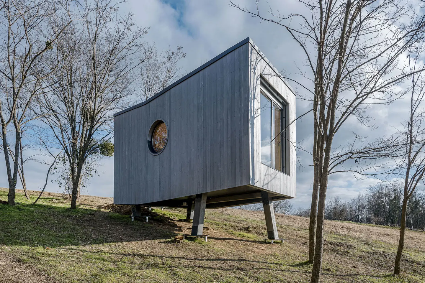 hello wood, wauhaus cabin, 