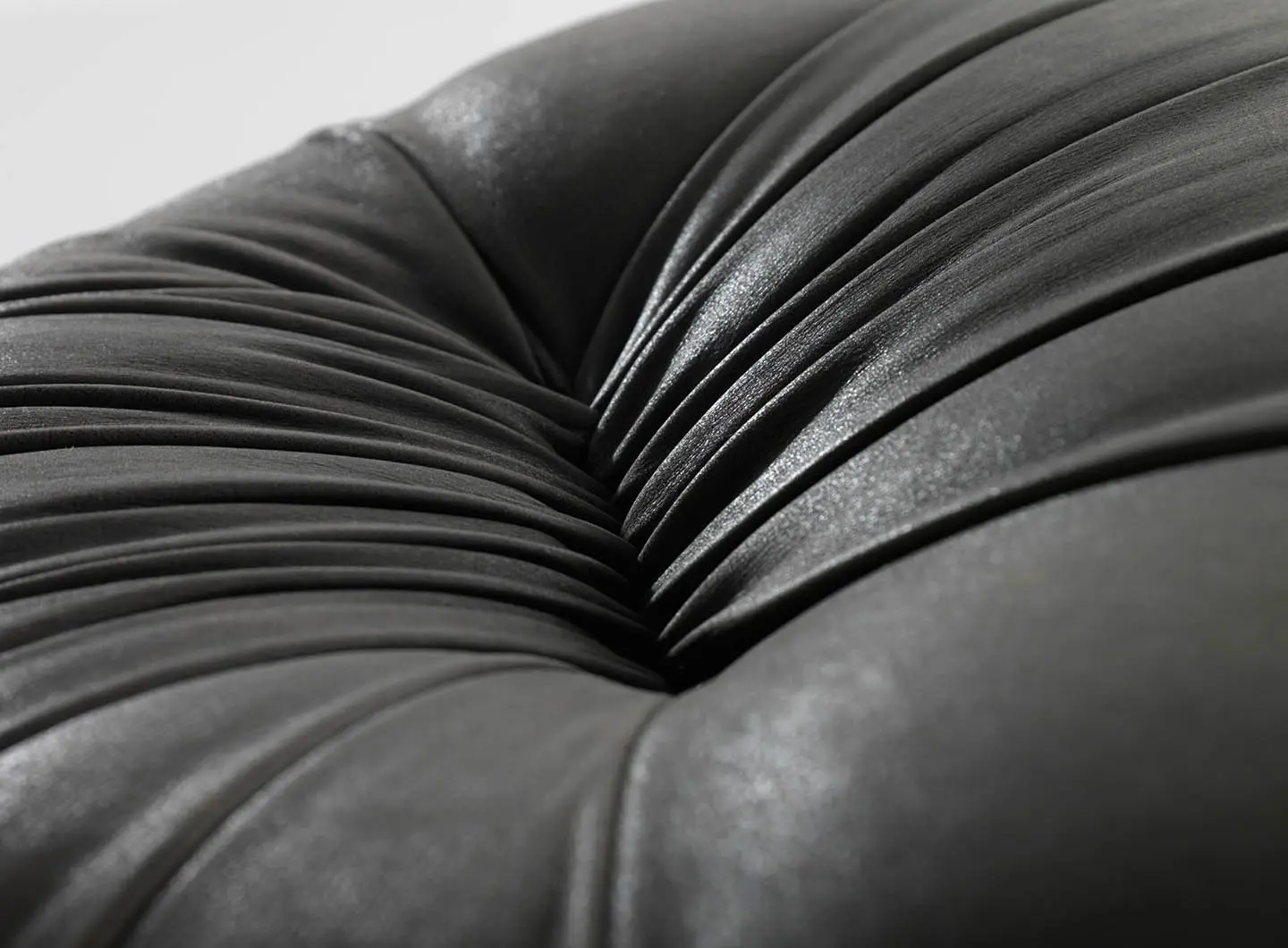 laurameroni_draped_leather_velvet_pouf_03.jpg