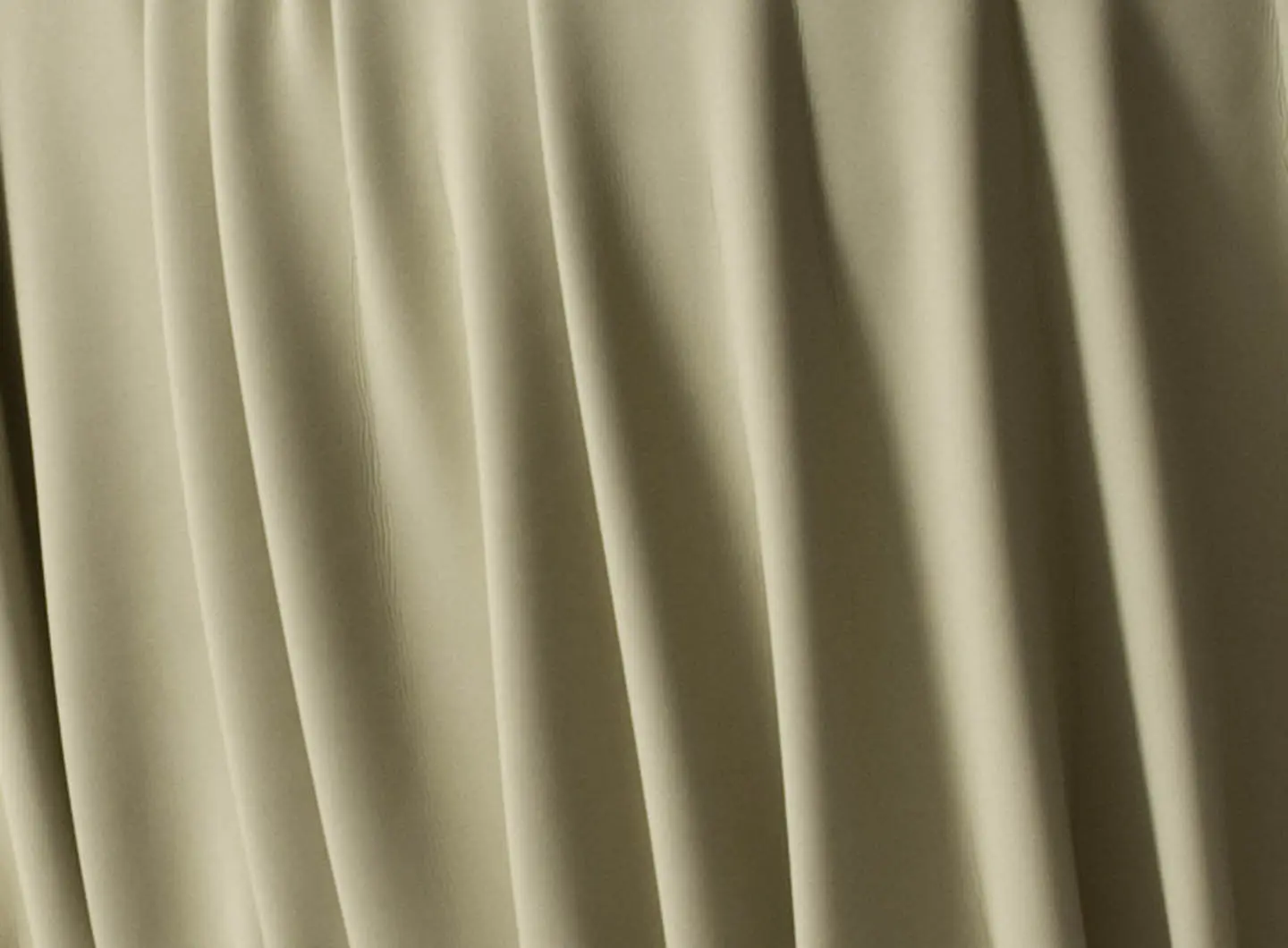 laurameroni_draped_leather_velvet_pouf_05.jpg