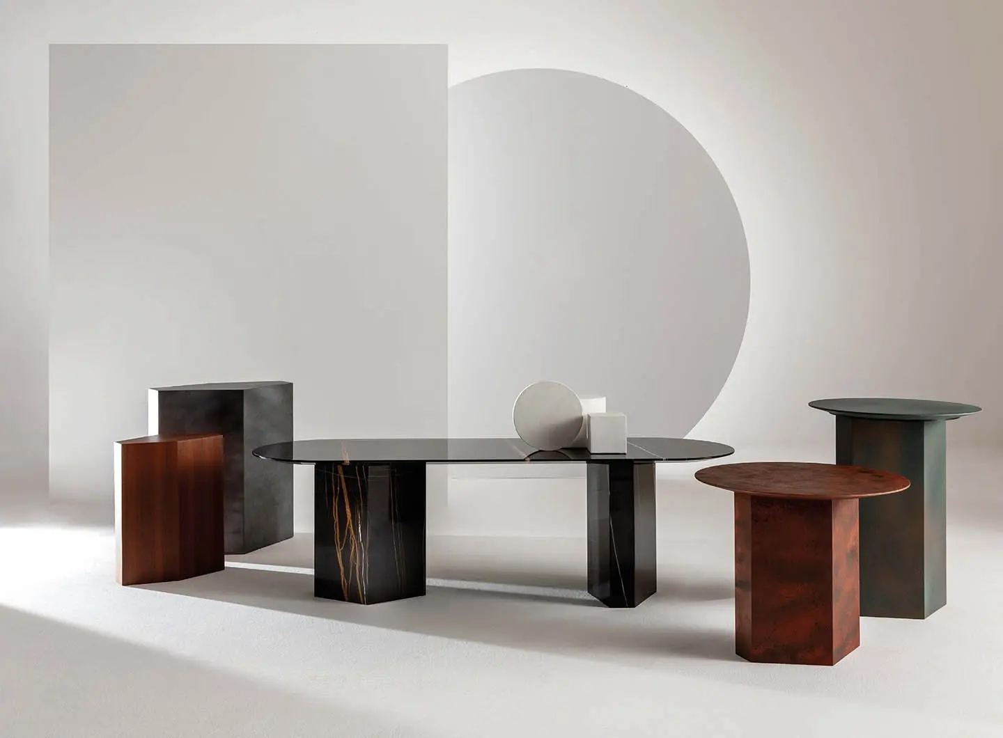 laurameroni_imperfetto_tables_coffee_tables_13.jpg