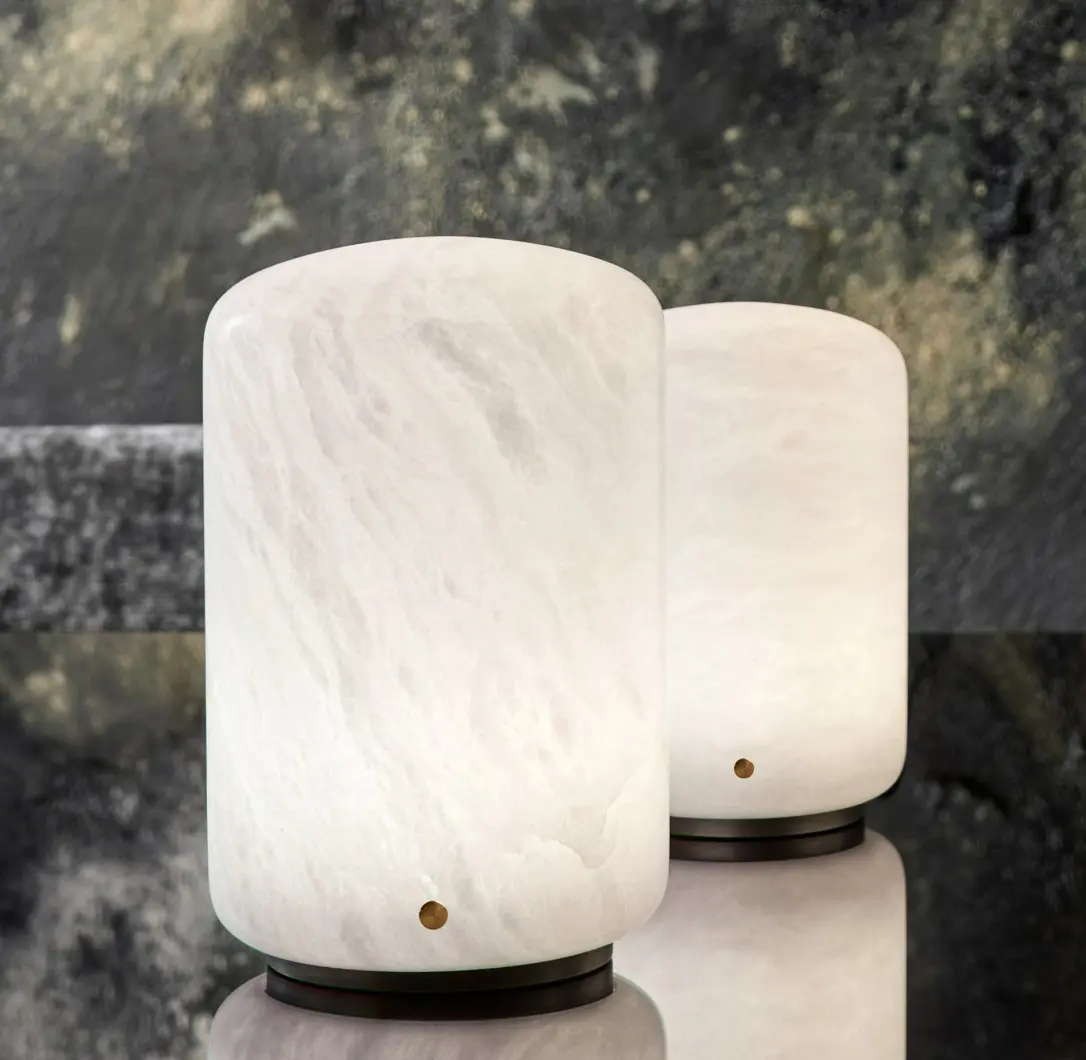 Table_lamp_Capsule_1001010_1001011_1001012_Carpyen_01_HD___copia.jpg
