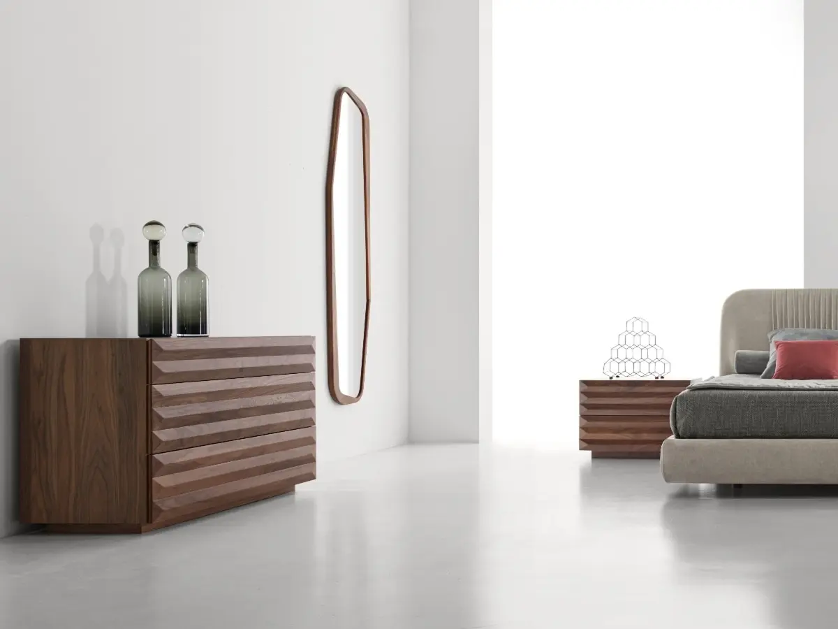 Modi chest of drawers