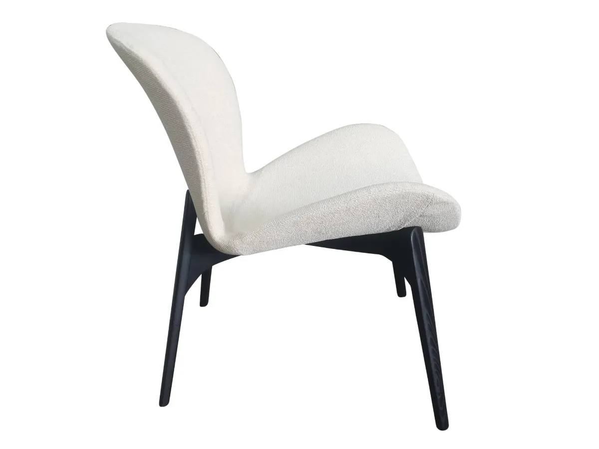 DAN-FORM's PARAGON lounge chair with ash legs