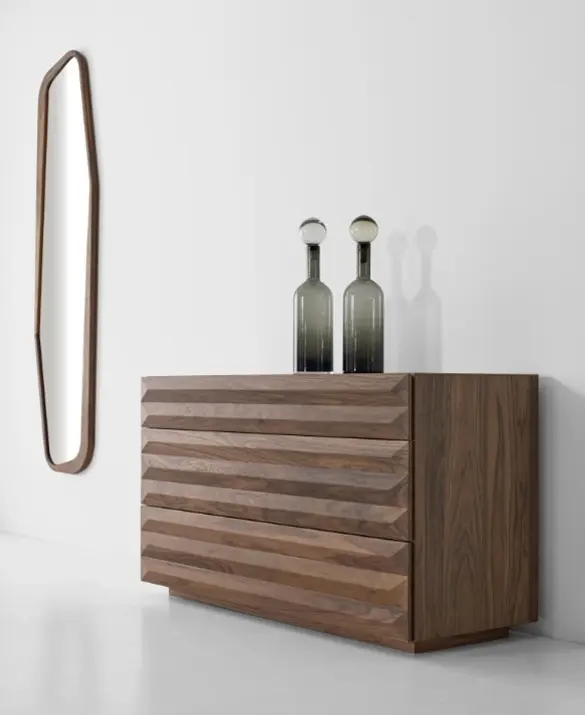 Modi chest of drawers
