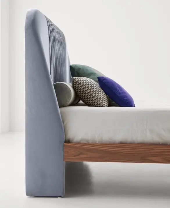 Alba floating bed