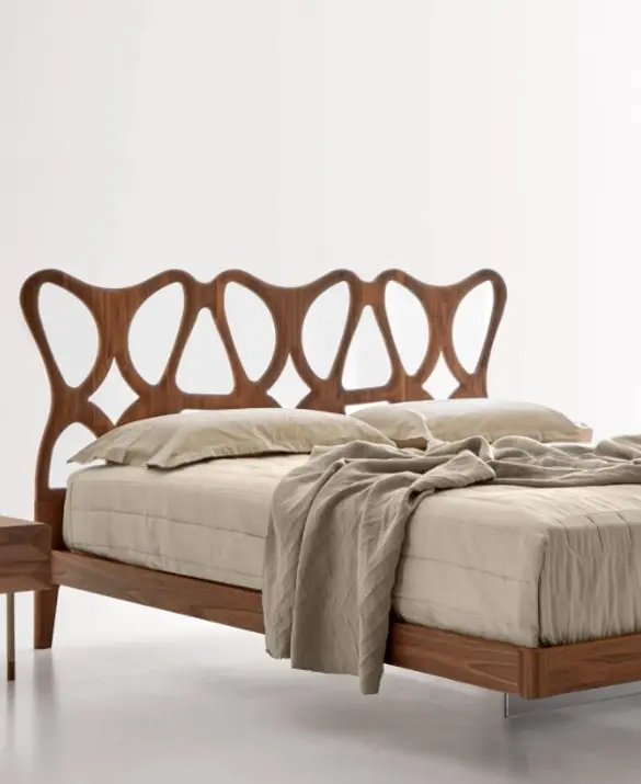 Pedrera floating bed