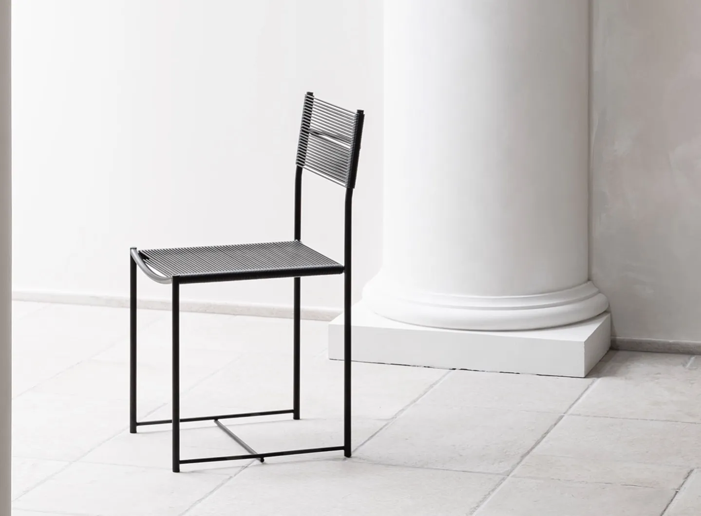 Alias - Spaghetti chair designed by Giandomenico Belotti