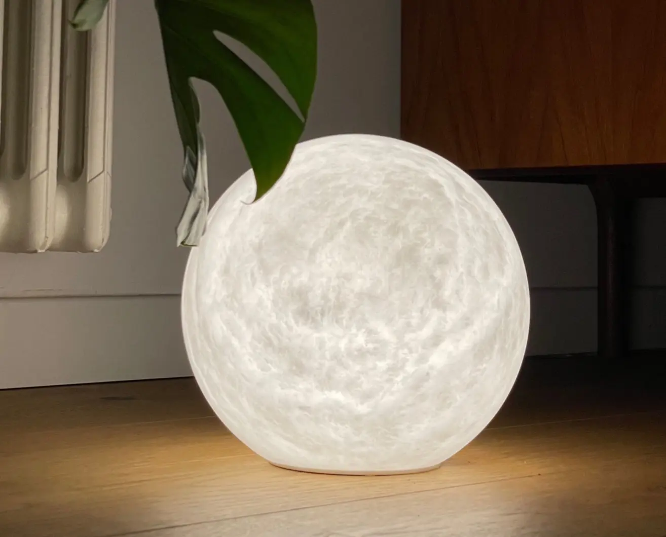 United_alabaster_lighting_design_Wireless_lamp_HQ3.jpg