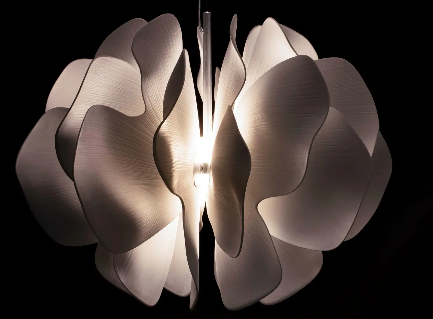 Lladr__Lladr__Lighting_Nightbloom_A_DTD2020.jpg