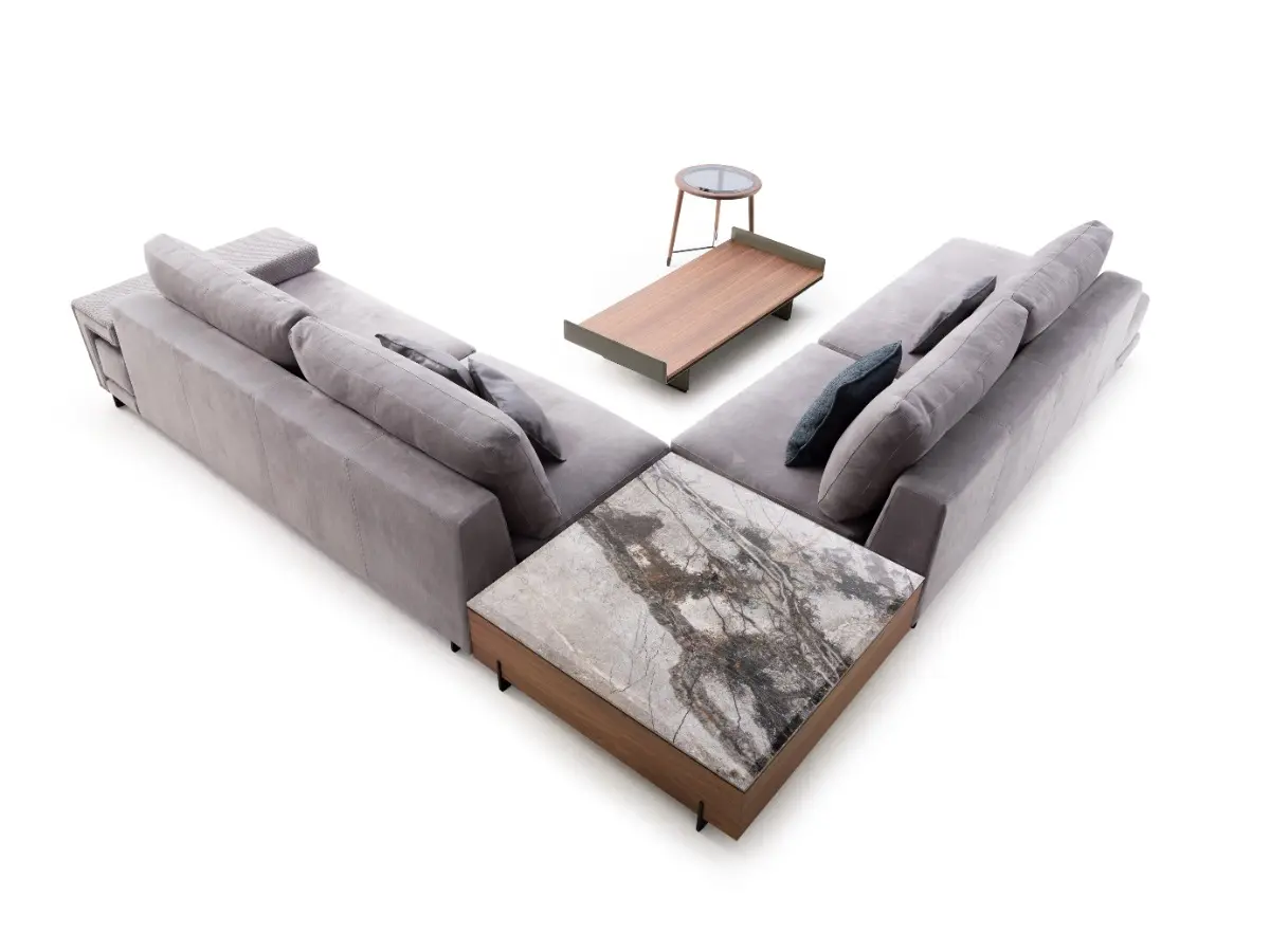 hector_sectional_34_backcon_tavolino.jpg