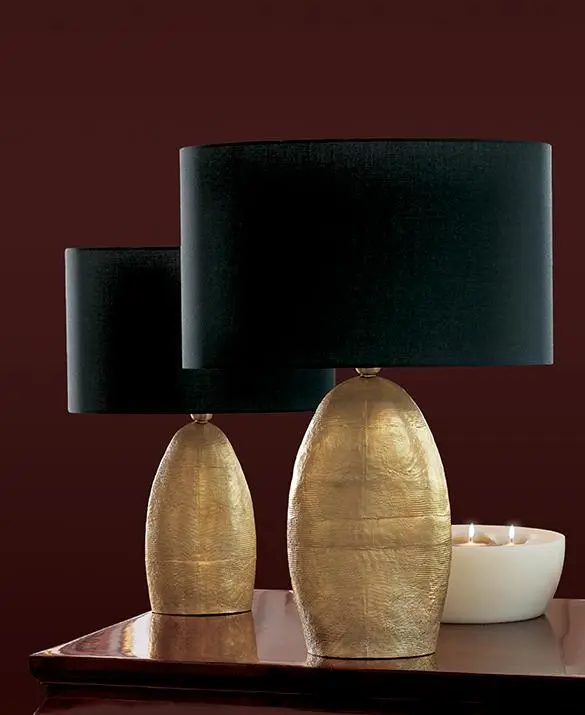 PYTON TABLE LAMP