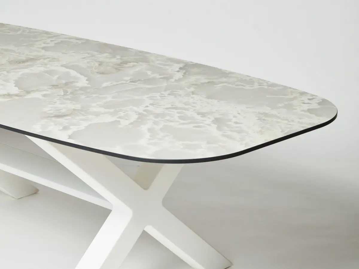 TOP CARRARA on BANQUETE table