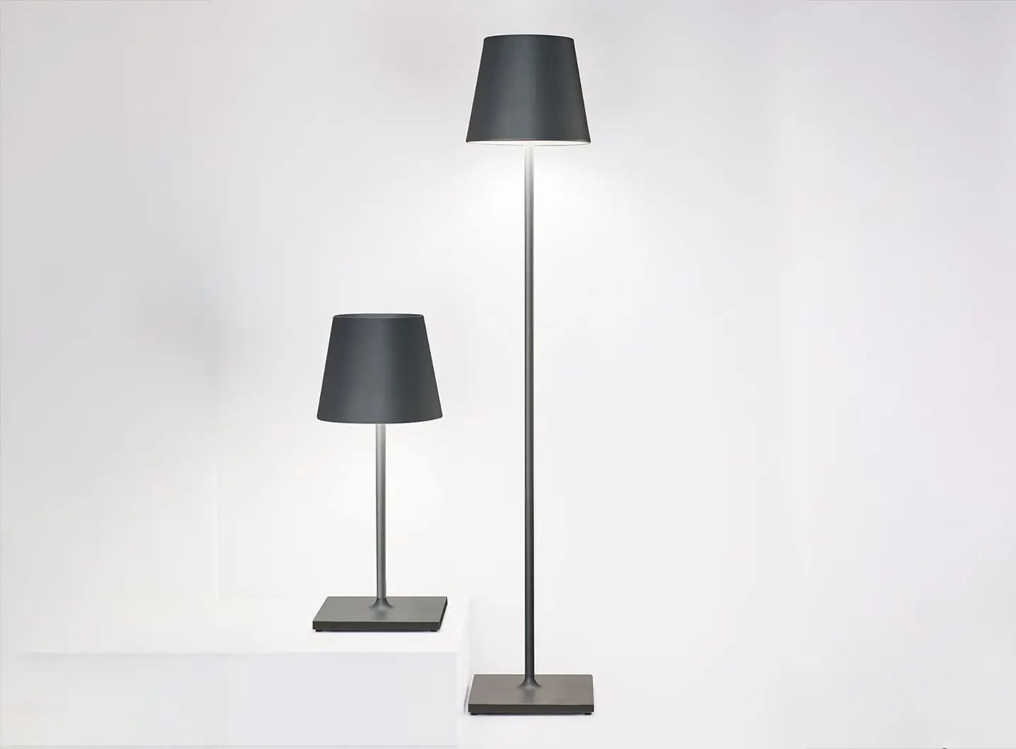 Zafferano _ Poldina XXL, dark grey finish