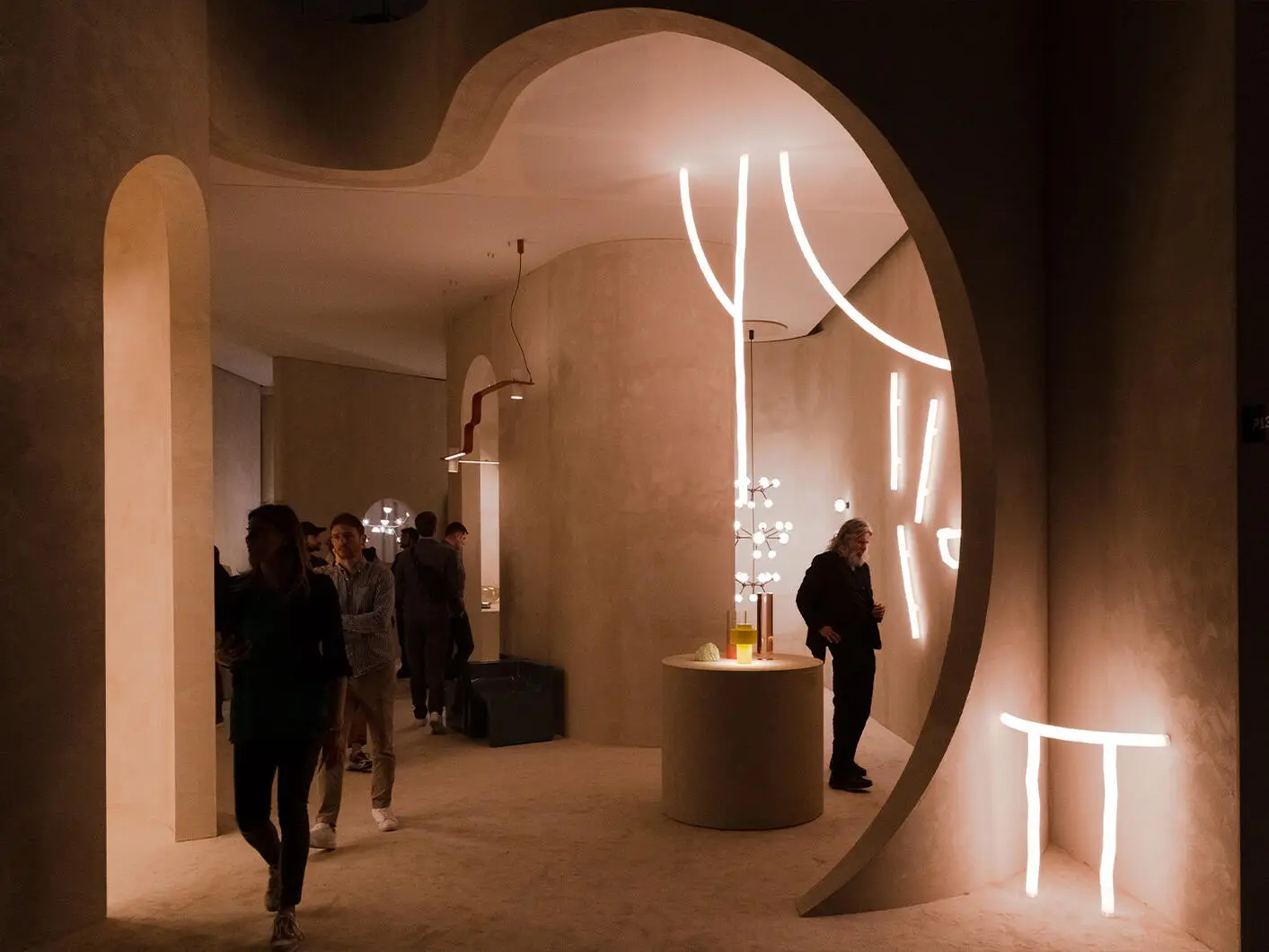 tooy, salone milano, stand, euroluce