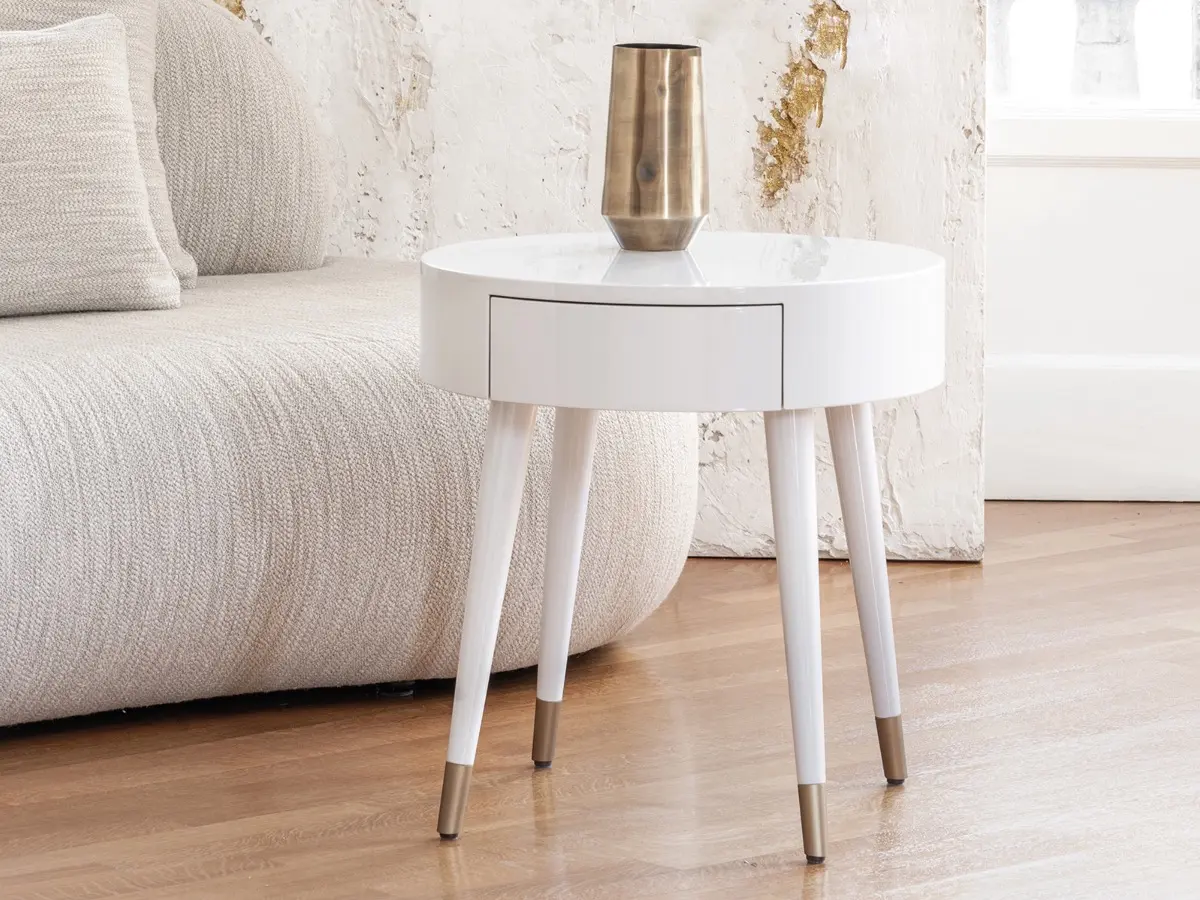 SANTOS_small_table_DOM_Edizioni_01_1900x1200.jpg