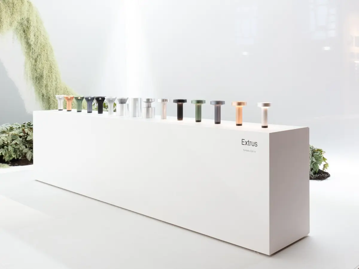 Extrus_01_Ambientec_Euroluce_2023_ph.jpg