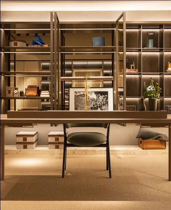 ORNARE | TIMELESS EDGE DESK  