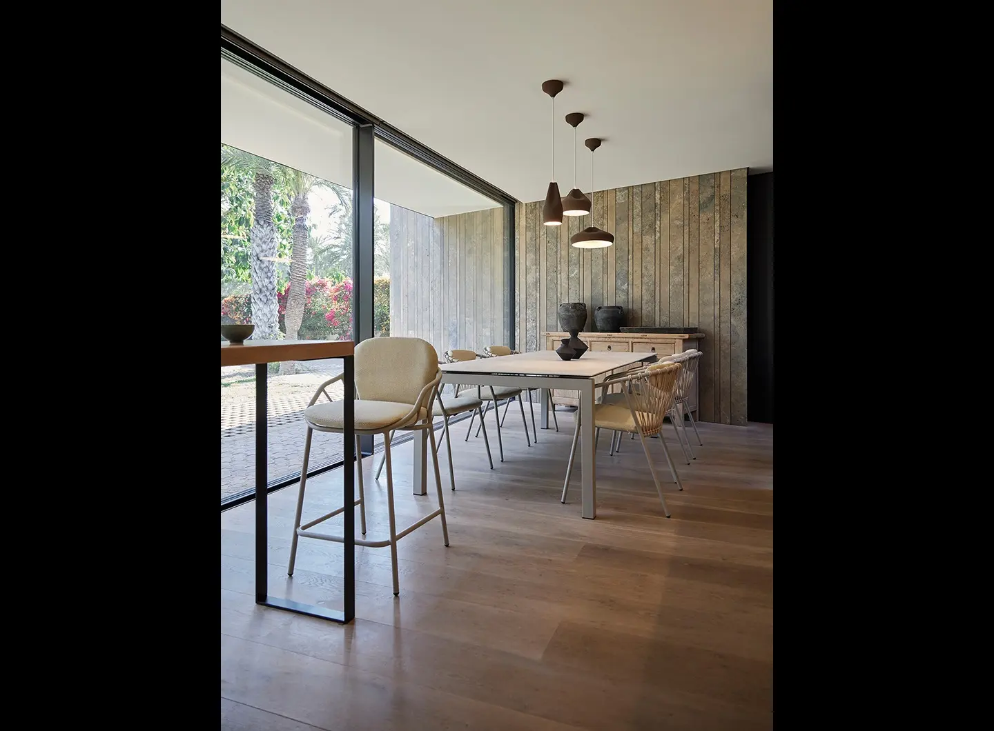 Nansa stool, Salvia table and Baga chair by Musola