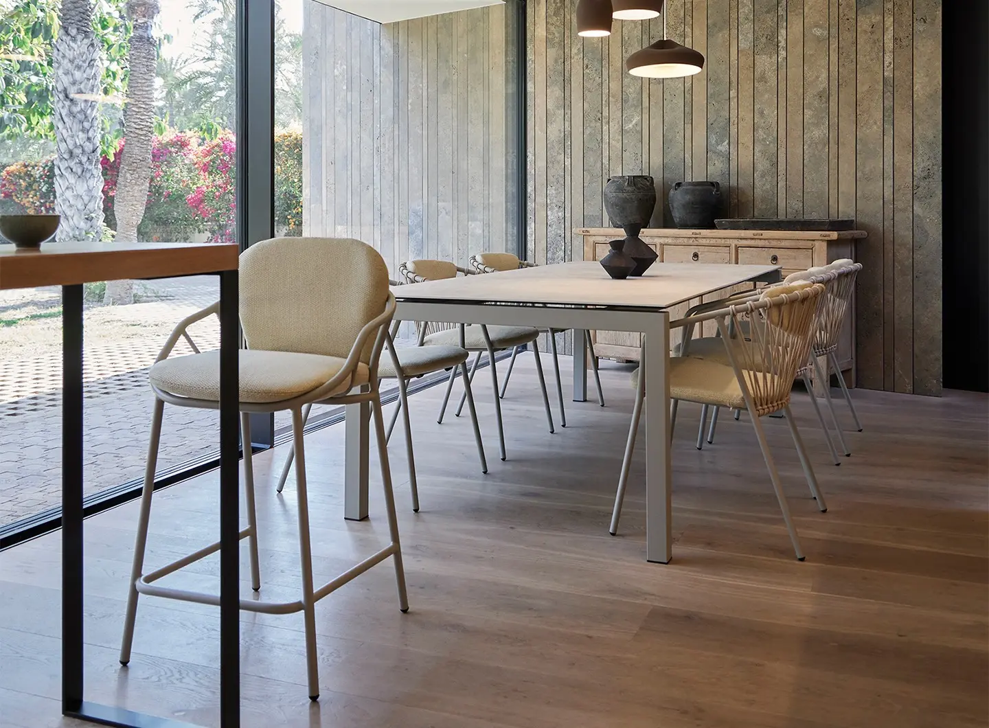 Nansa stool, Salvia table and Baga chair by Musola