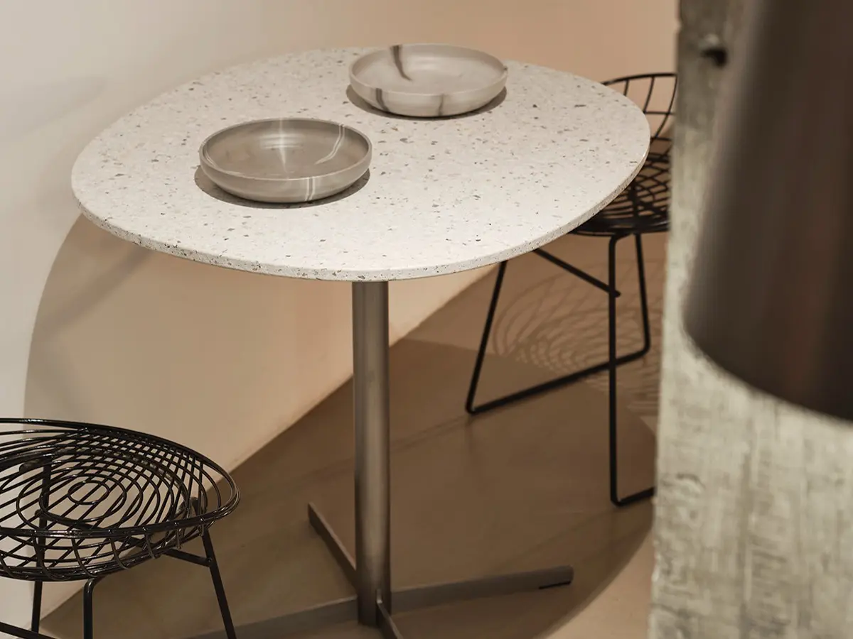 ecoBirdy - Frost Table H74 Bistro Table