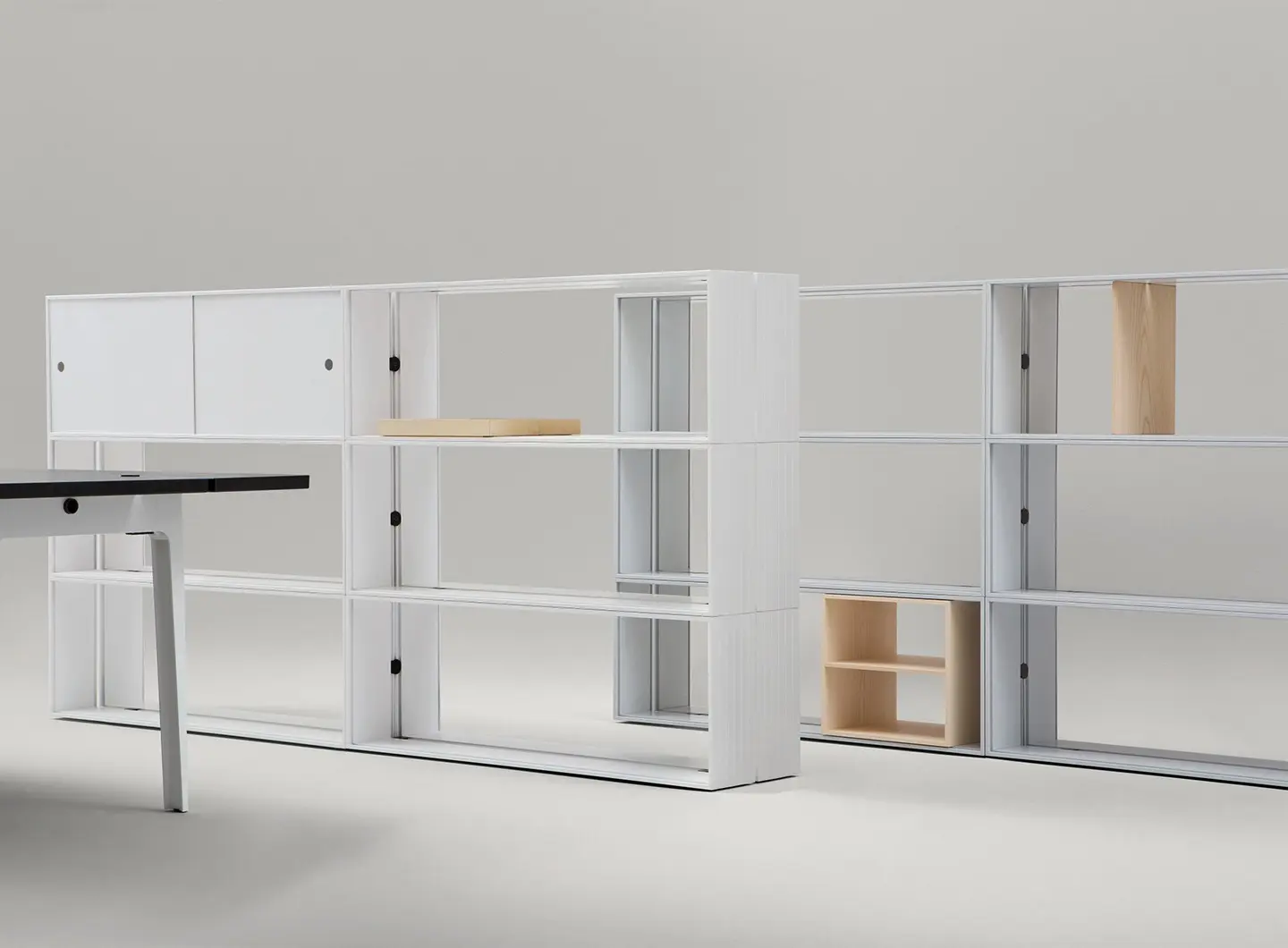 Maxdesign - Offset Shelf