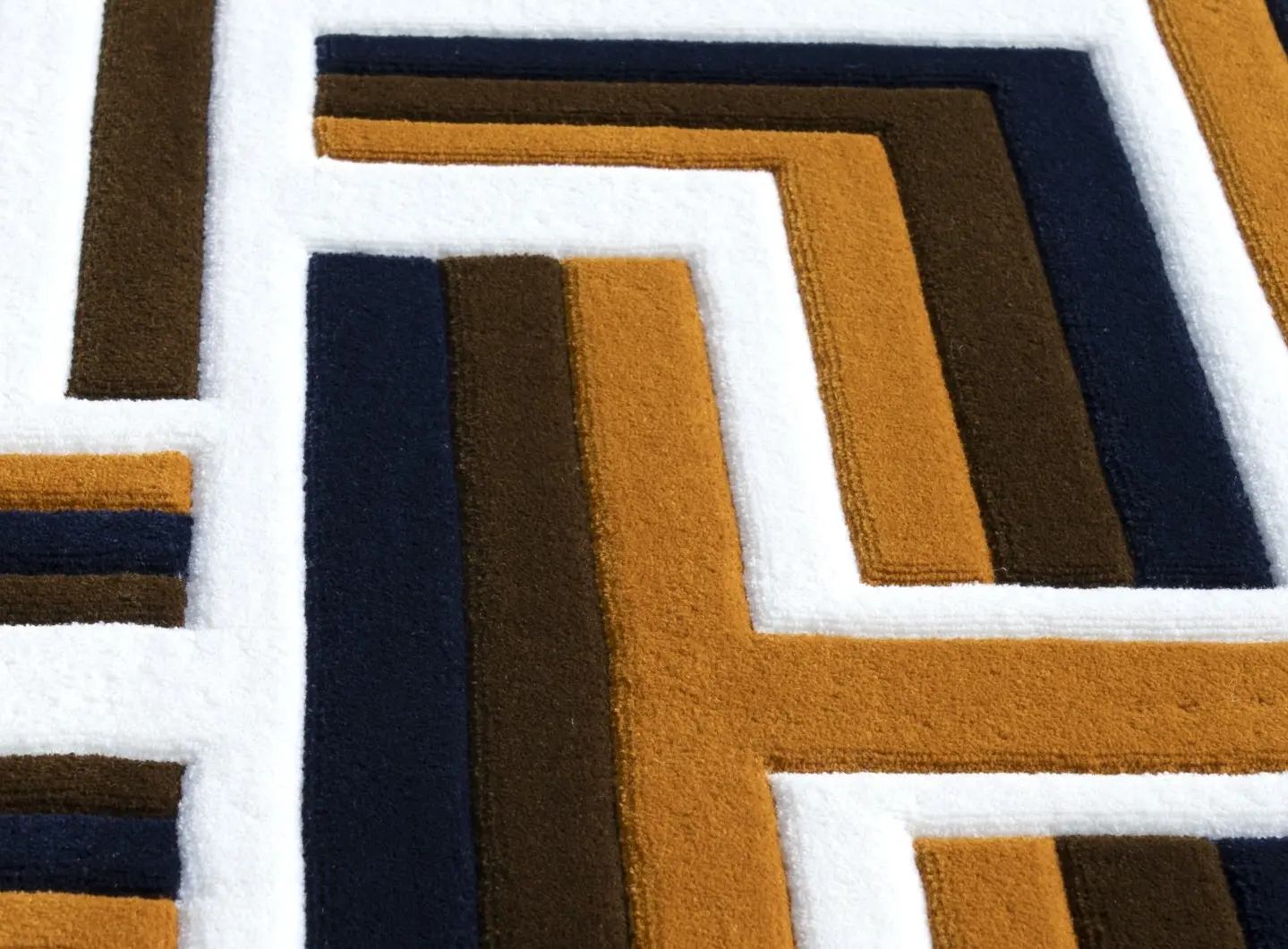 Carpet_Edition_KenScott_CASTELBARCO_Rug_Var.1_Detail_2.jpg