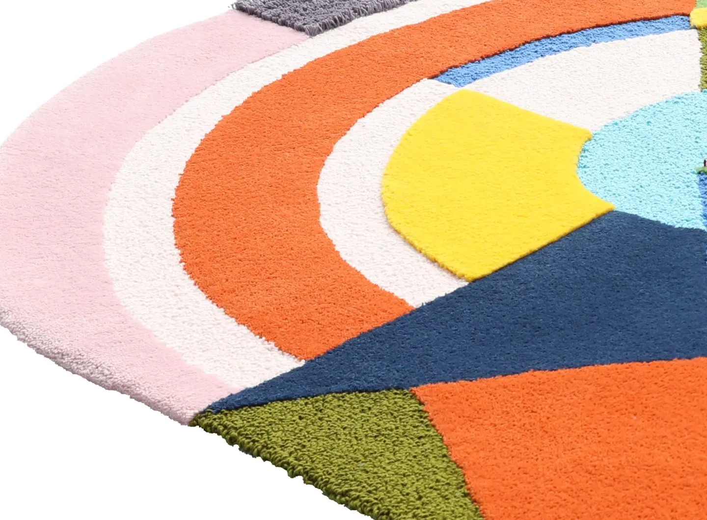 Carpet_Edition_KenScott_INFINITO_Rug_Var.1_Detail_5.jpg