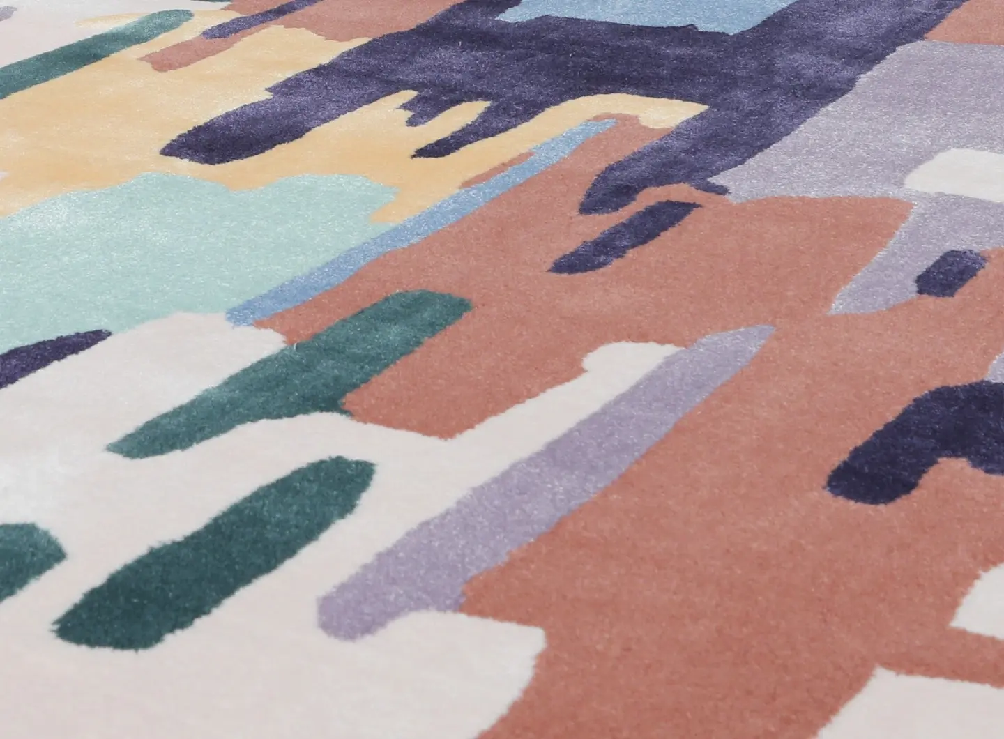 Carpet_Edition_KenScott_MANHATTAN_NYC_Rug_Var.5_Detail_2.jpg