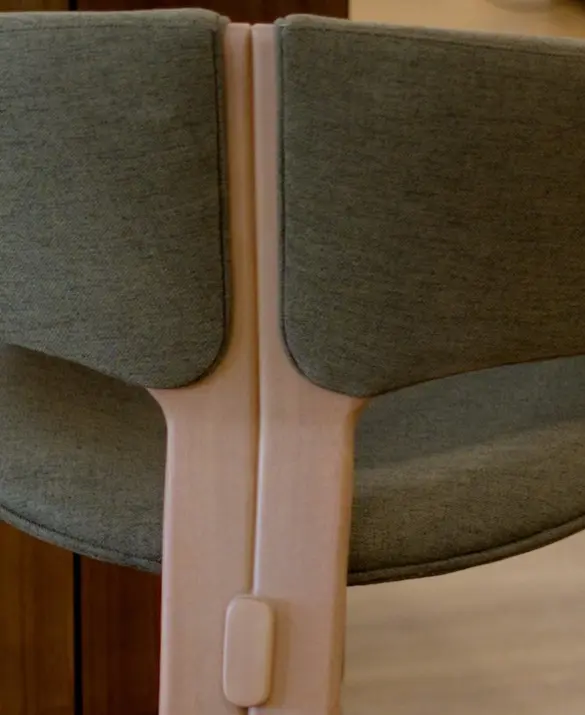 DELINEAR MÓVEIS - TRÍADE CHAIR - DESIGNED BY IBANEZ RAZZERA