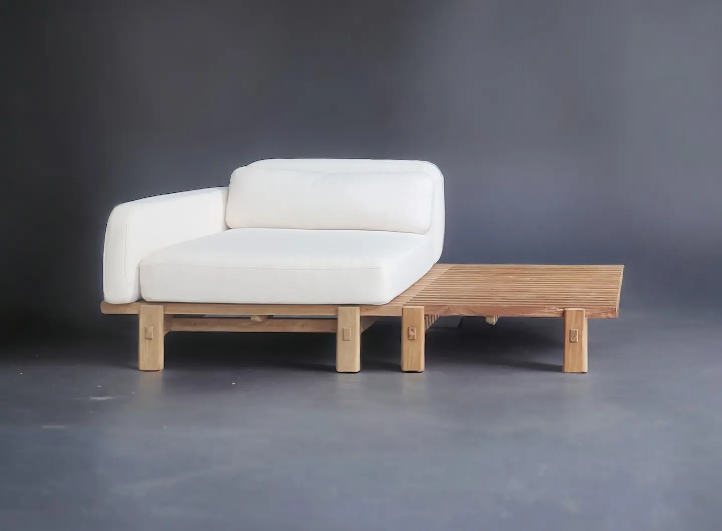 Modular and extension coffee table from Yubi Collection