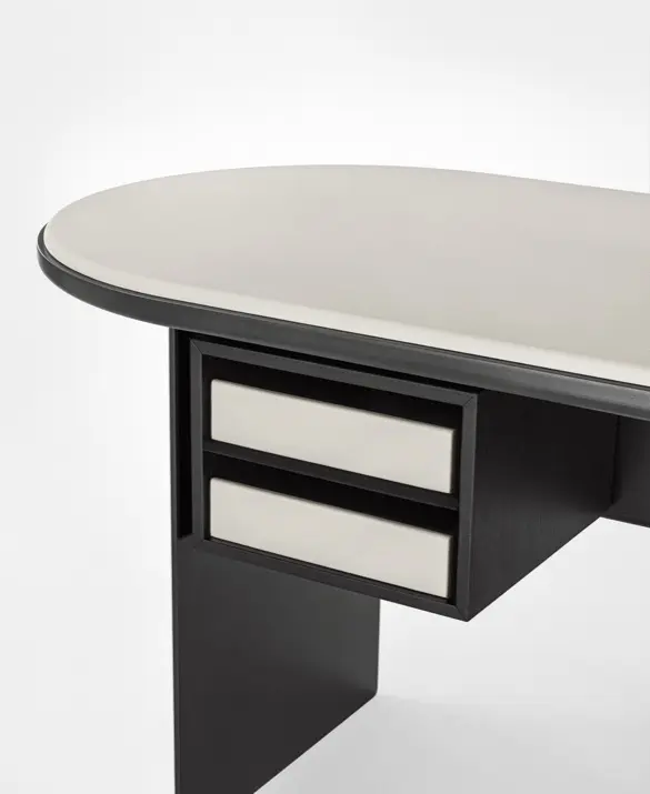 Gallotti_Radice_Sensei_Desk_det_1_150RGB.jpg