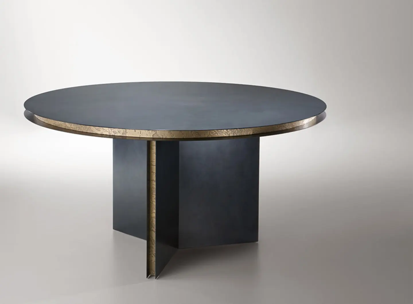 FOLIO TABLE ROUND, design Draw Studio 
