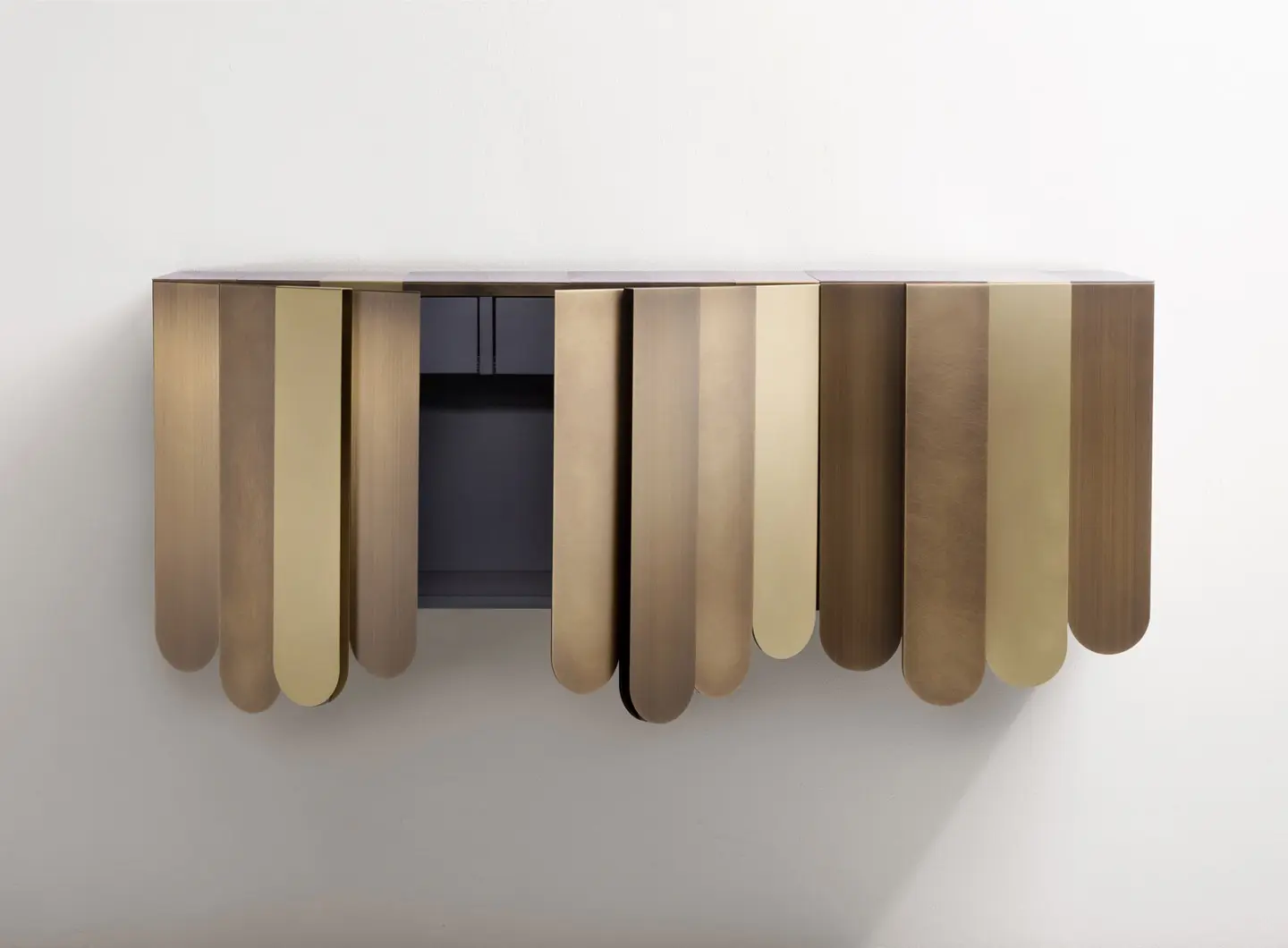 De_Castelli_XYLO_CONSOLLE_Delineo_Design_PH_Alberto_Parise_3f.jpg